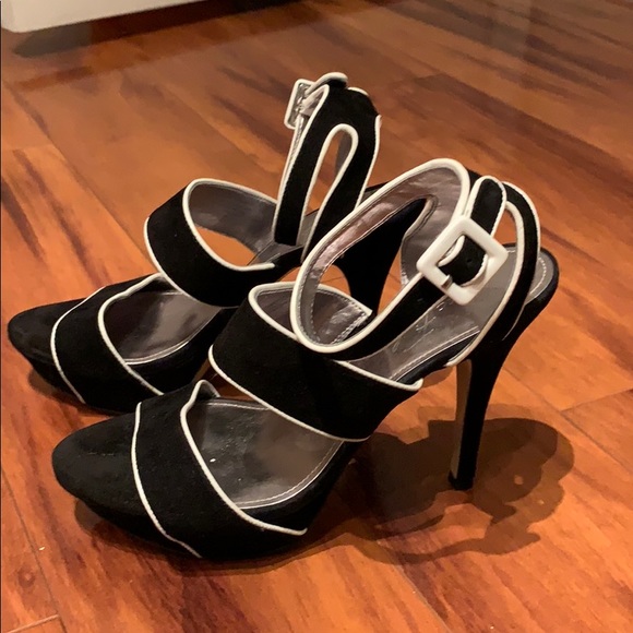Marc Fisher Shoes - Heels